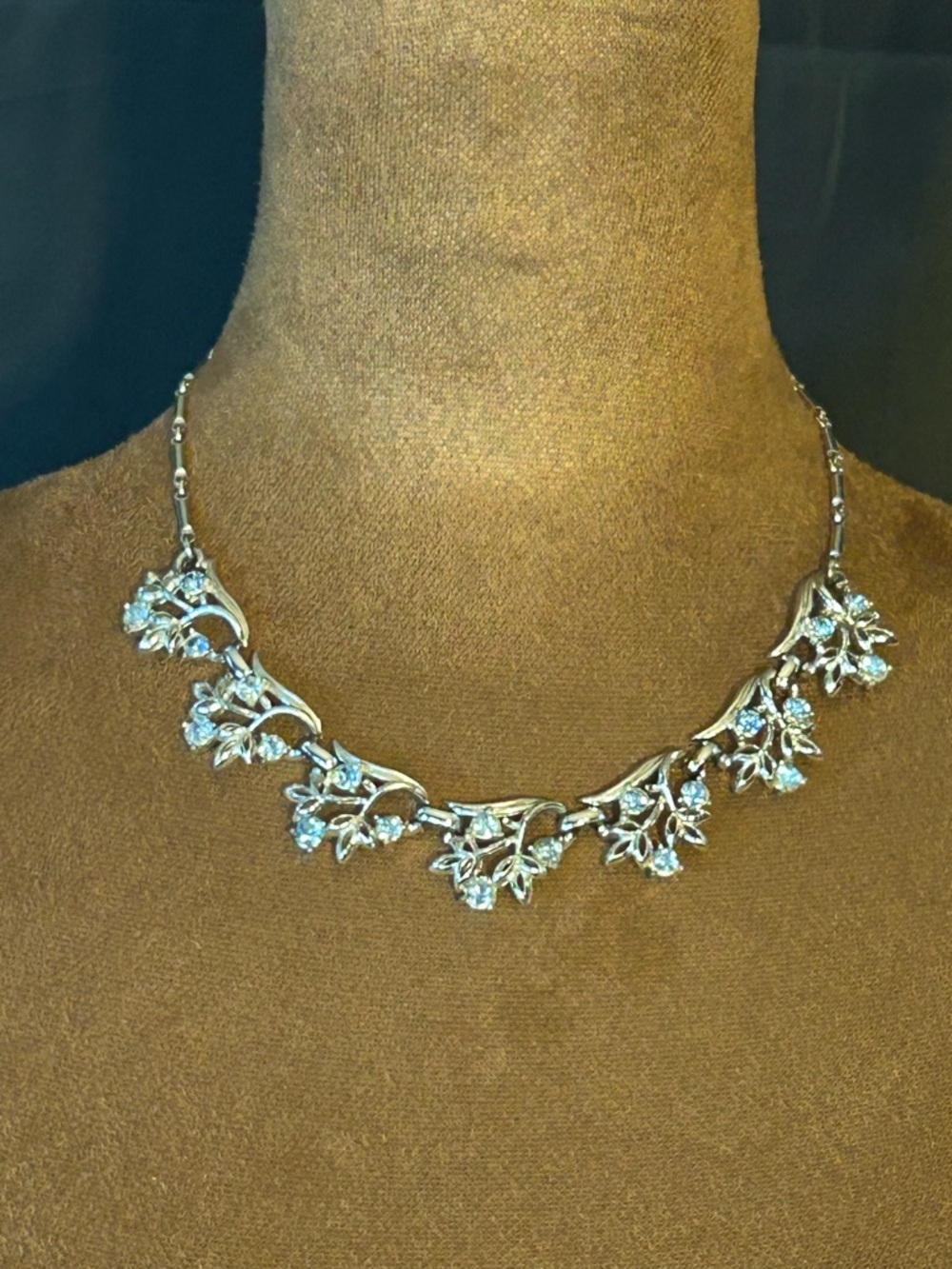 Vintage Silver Tone And Blue Rhinestones Necklace